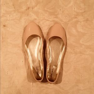 XHILARATION nude flats